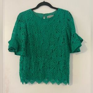 Nanette emerald Green Lace Top size S (F120)